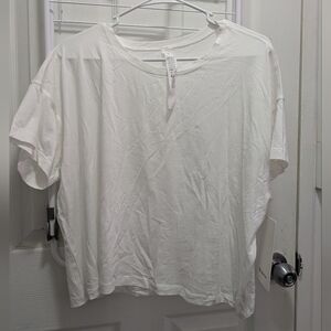 NWT Lululemon Cates Tee